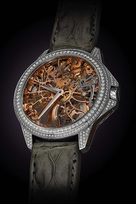 BASELWORLD2015 ArtyA Golden Shams Set